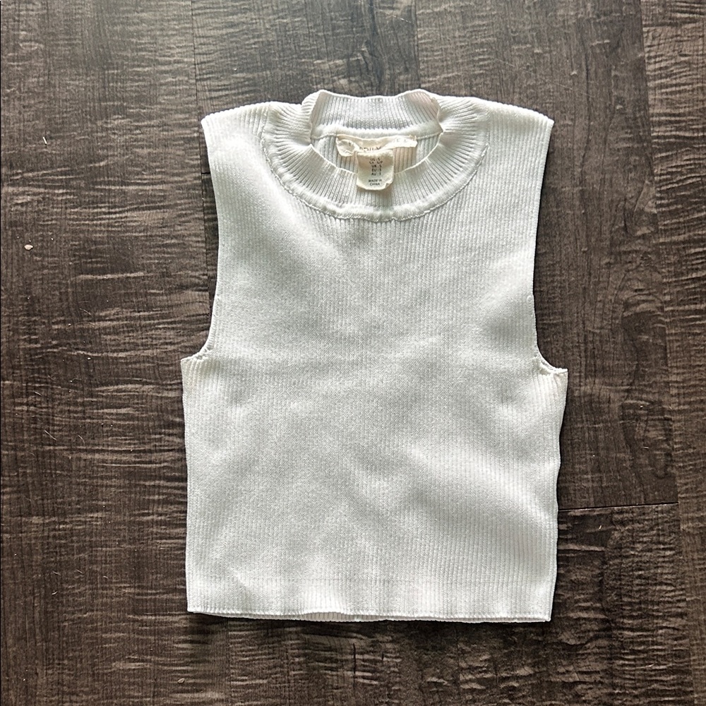 White Sleeveless crop Knit Top